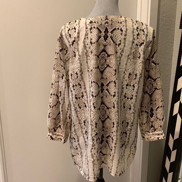 Animal Print Tunic  - Picture 2 of 10